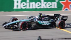 GP Monza 2026: Mercedes favorita, Ferrari sfida il clipping con il nuovo motore George Russell al volante della Mercedes W17 nella stagione 2026 di Formula 1