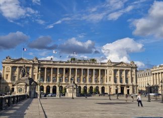Chi decide le regole della F1? Dentro il potere del Circus Sede della FIA in Place de la Concorde a Parigi