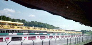 Il rettilineo dei box dell'Autodromo Enzo e Dino Ferrari di Imola