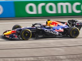 Max Verstappen con la Red Bull nelle libere del GP del Bahrain in Malesia 2026