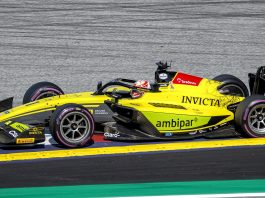Rafael Câmara in pista con la monoposto di Formula 2 di Invicta Racing