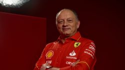 Vasseur e i pieni poteri, Tamburini: «Li usa malissimo» Frédéric Vasseur, team principal della Ferrari